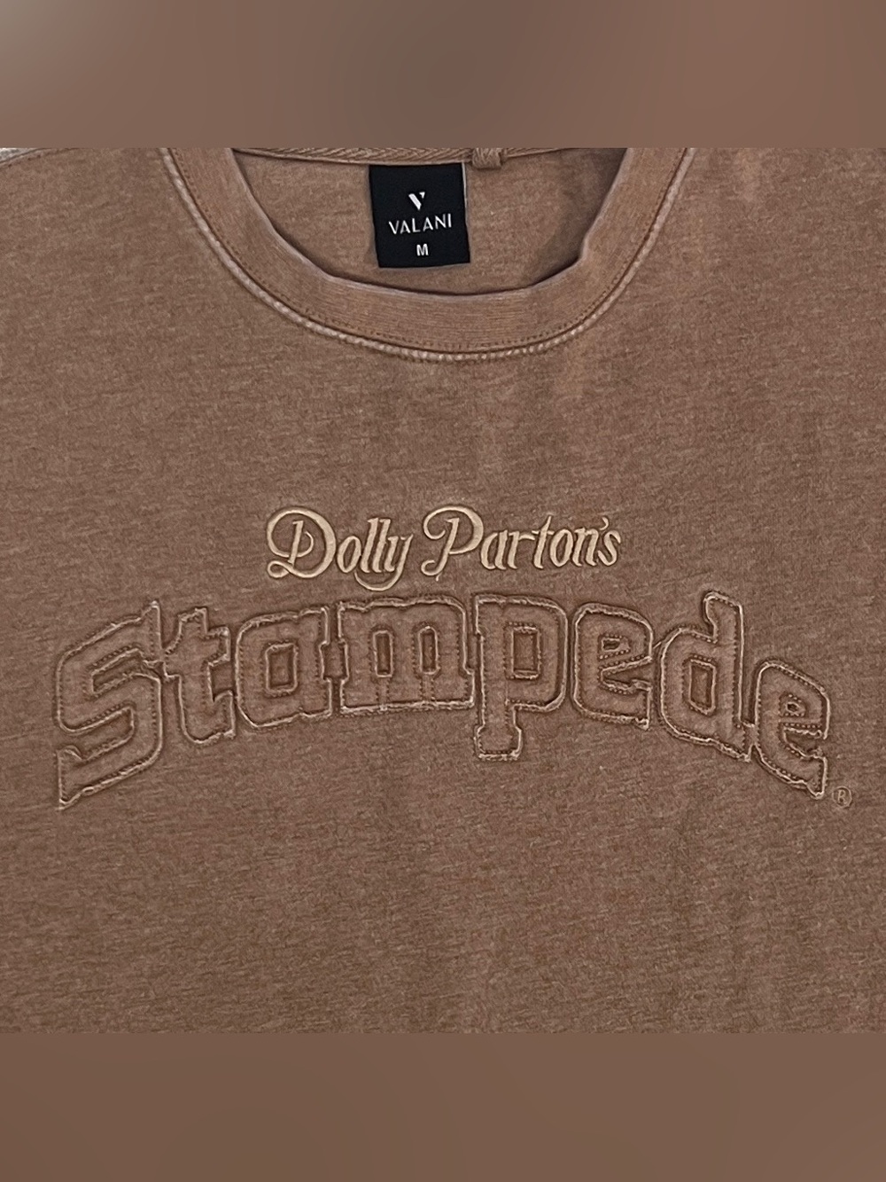 Dolly Parton's Stampede Mocha Brown Applique Crewneck Sweatshirt Medium Cozy